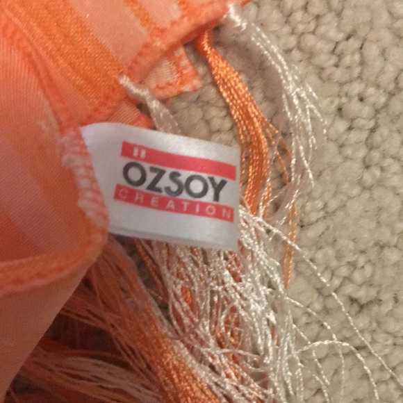 OZSOY Creation Large Shawl - Picture 9 of 13